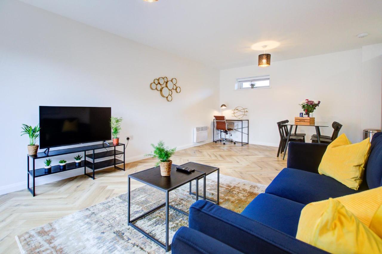 Hybrid Resi - Mitcham Close To Tooting And Wimbledon Esterno foto