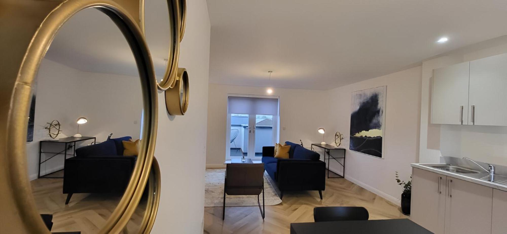 Hybrid Resi - Mitcham Close To Tooting And Wimbledon Esterno foto