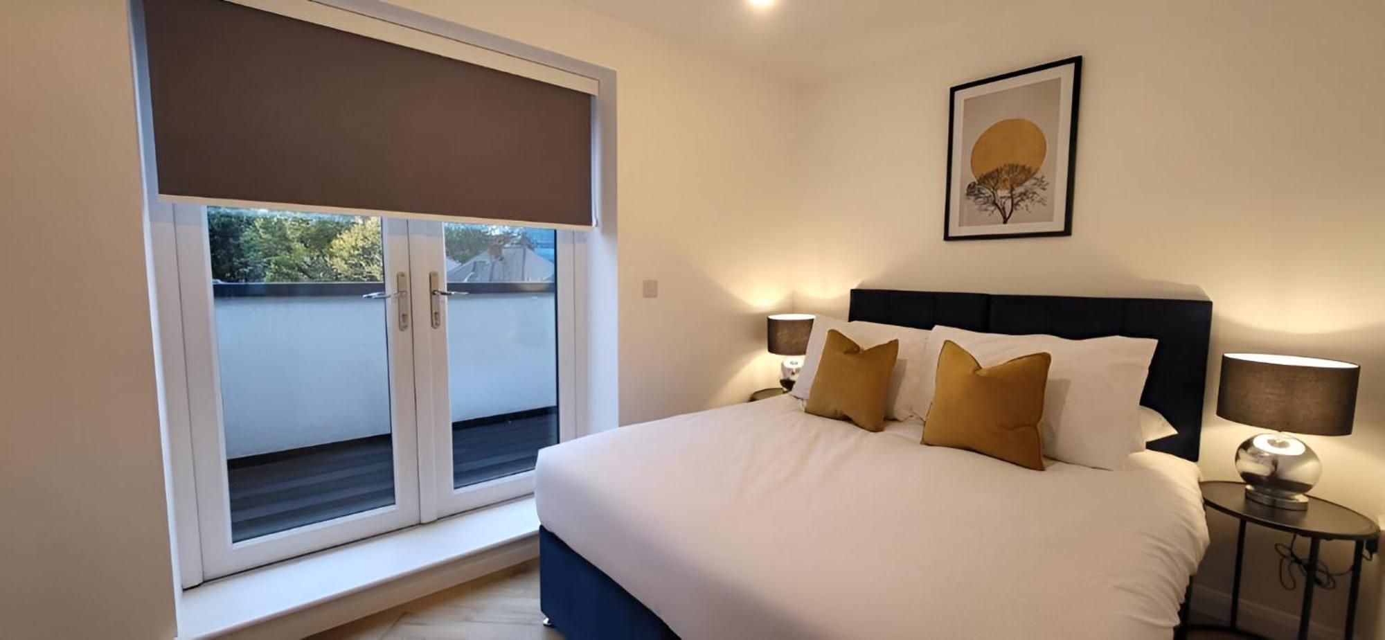 Hybrid Resi - Mitcham Close To Tooting And Wimbledon Esterno foto